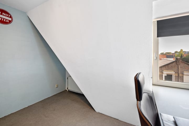 Foto 24 van Voorstraat 56-B