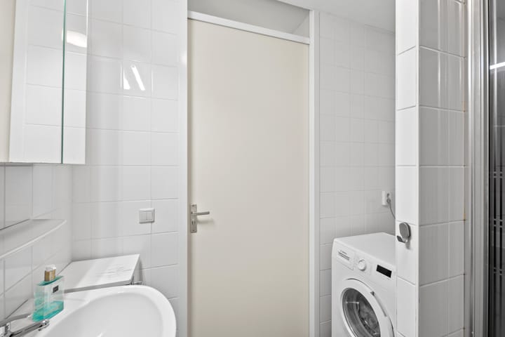 Foto 22 van Voorstraat 56-B