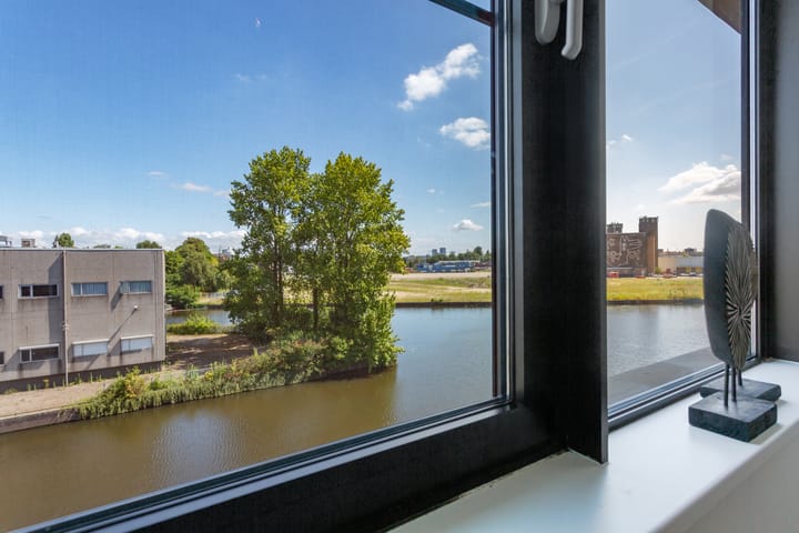 Photo 1 of Willem de Zwijgerlaan 334-C13