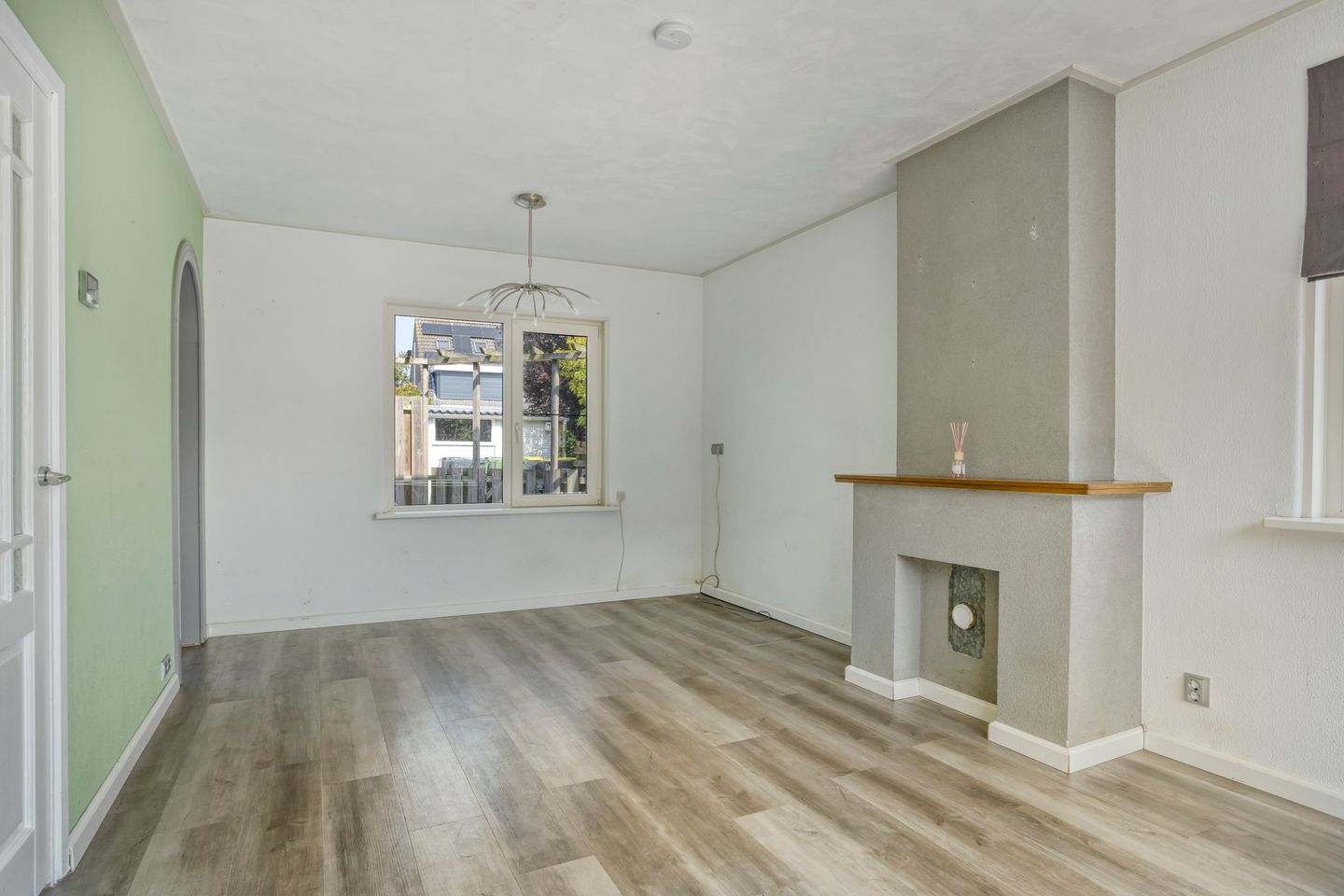 Photo 14 of Van Vollenhovenstraat 7