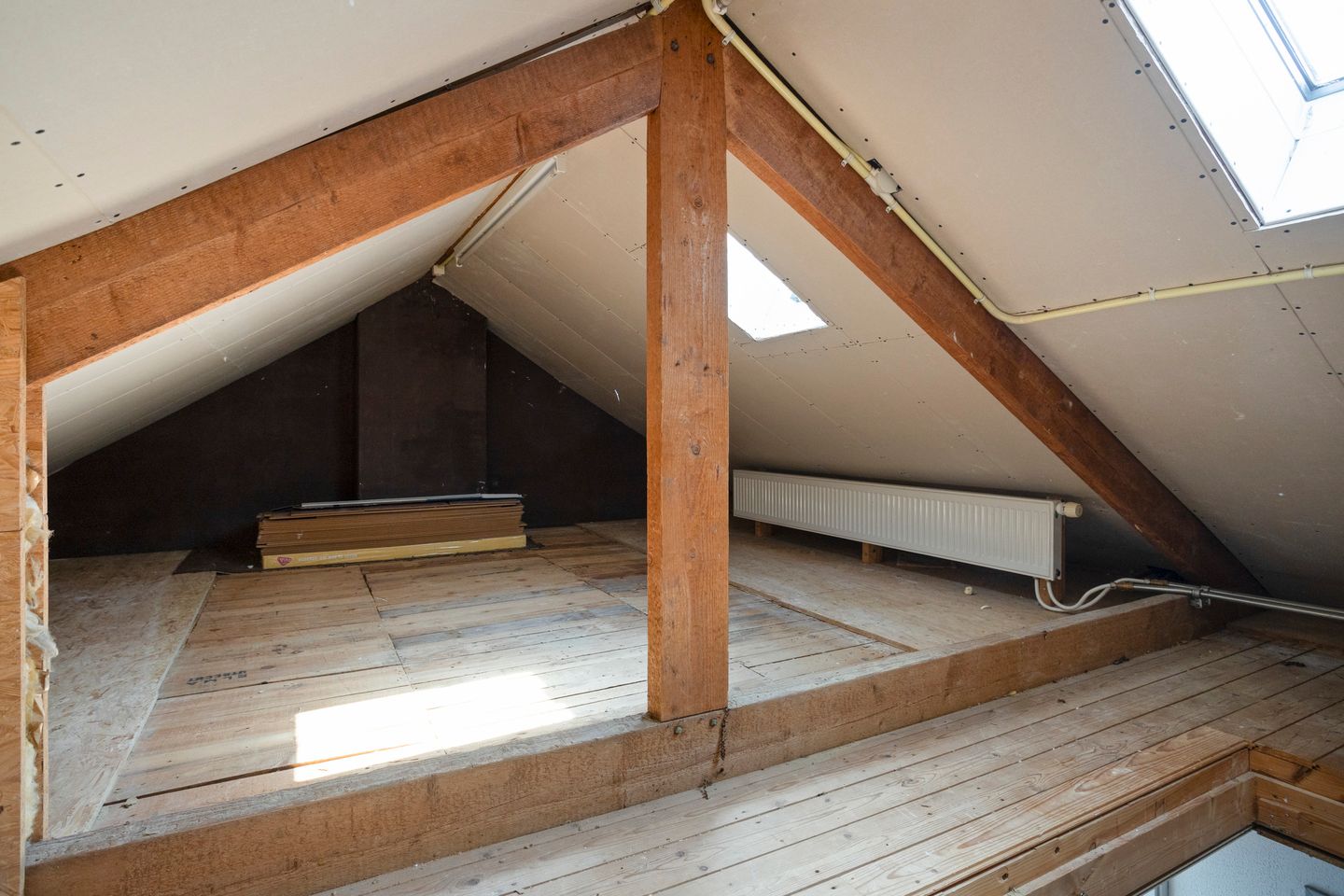 Photo 25 of Van Vollenhovenstraat 7