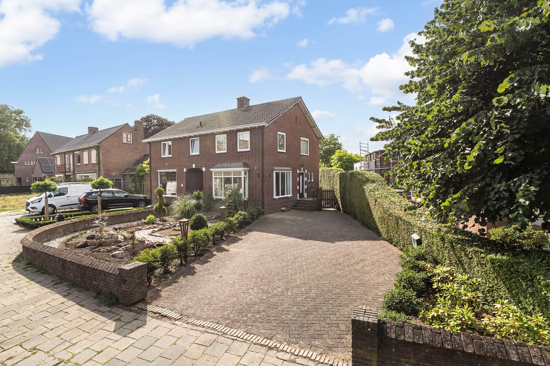 Photo 1 of Dorpsstraat 64