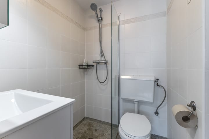 Foto 16 van Van Nijenrodeweg 153