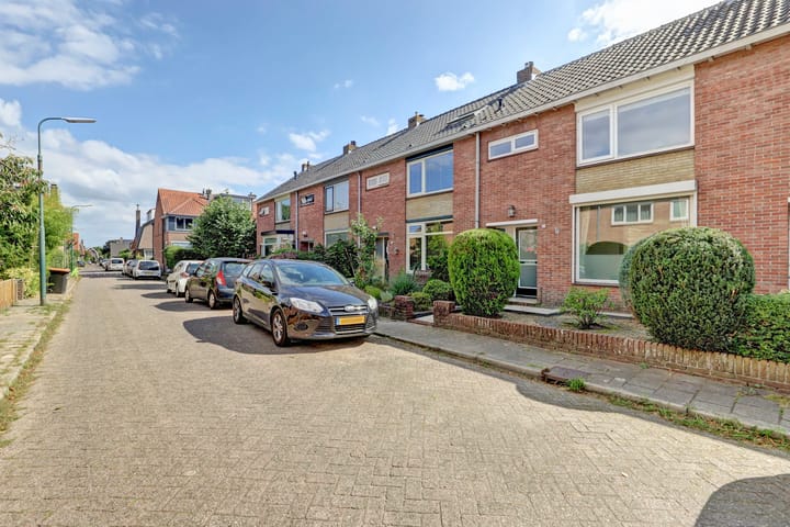 Foto 27 van Cort van der Lindenlaan 7