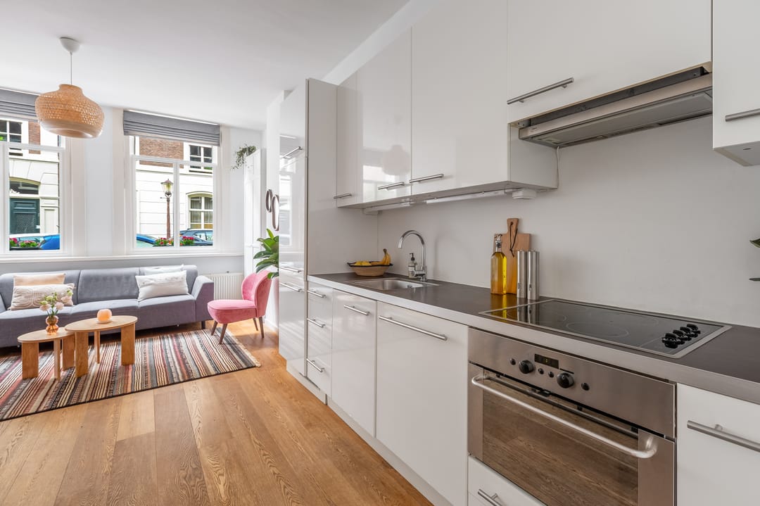 Photo 11 of Huidekoperstraat 9-H