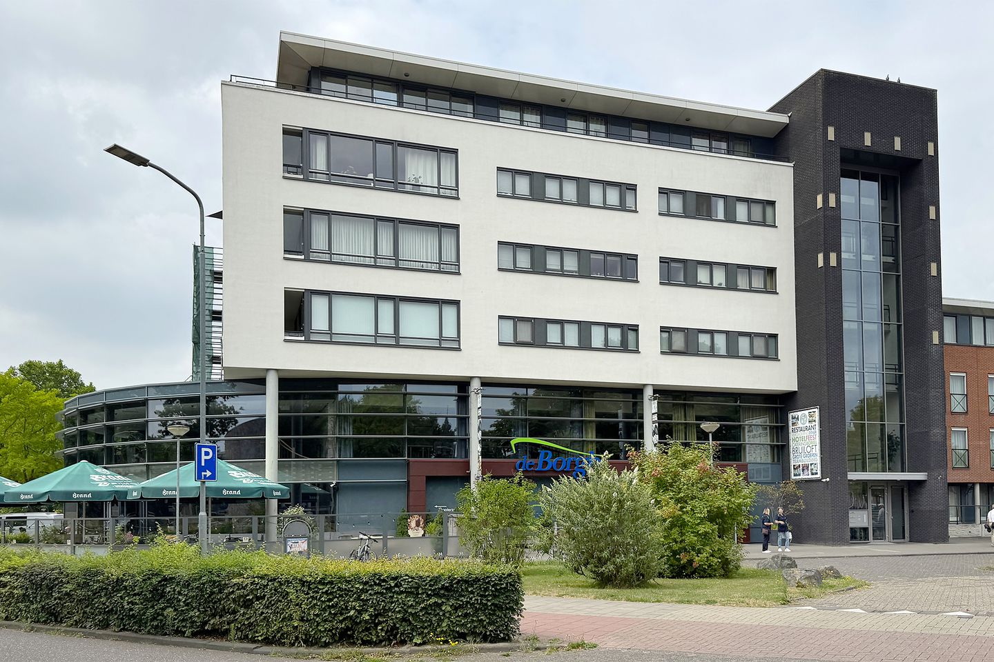 Foto 1 van IJshof 12