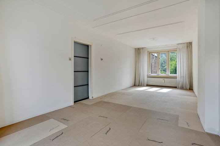 Foto 11 van van Langeveldstraat 17