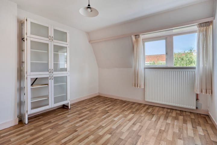 Foto 24 van van Langeveldstraat 17