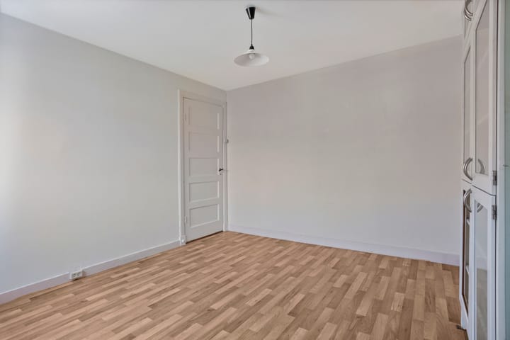 Foto 25 van van Langeveldstraat 17