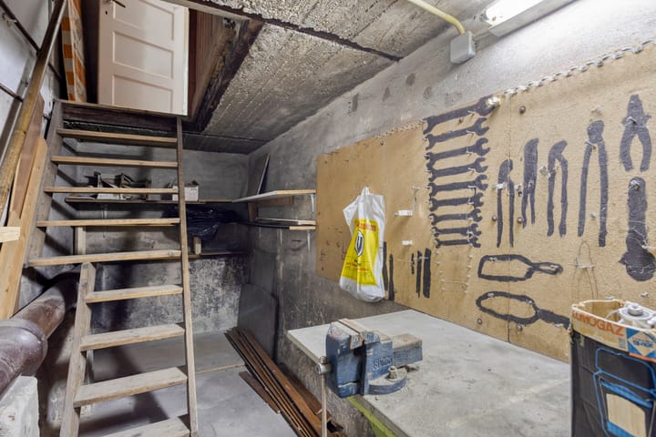 Foto 27 van van Langeveldstraat 17