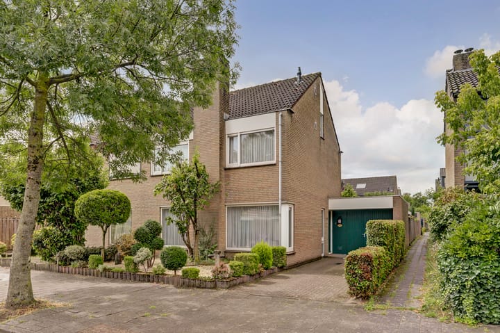 Photo 2 of Willem Barendszstraat 9