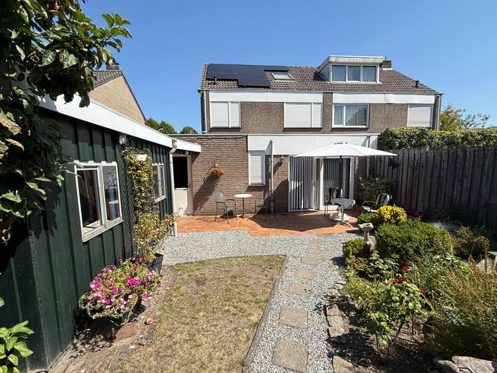 Foto 33 van Willem Barendszstraat 9