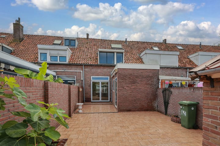 Photo 5 of Dokter Weversstraat 14