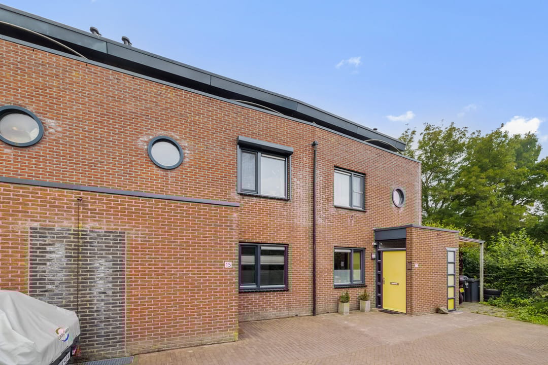 Foto 1 van Zonnegloren 15