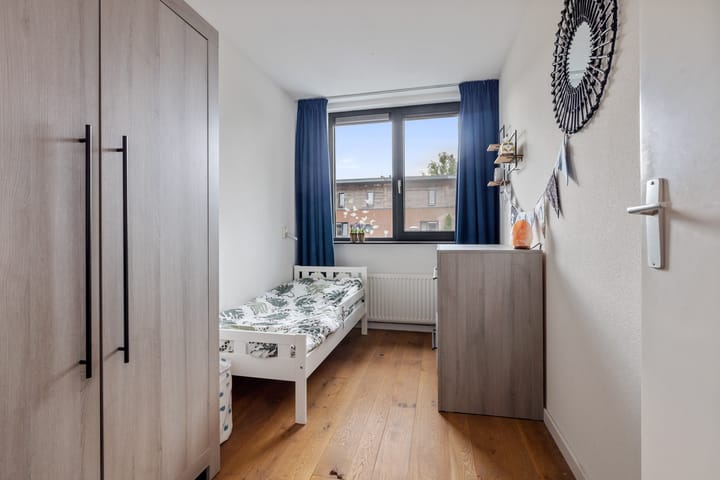 Foto 33 van Zonnegloren 15