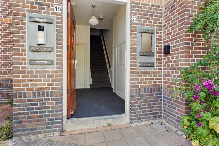 Foto 2 van Mecklenburglaan 20-B