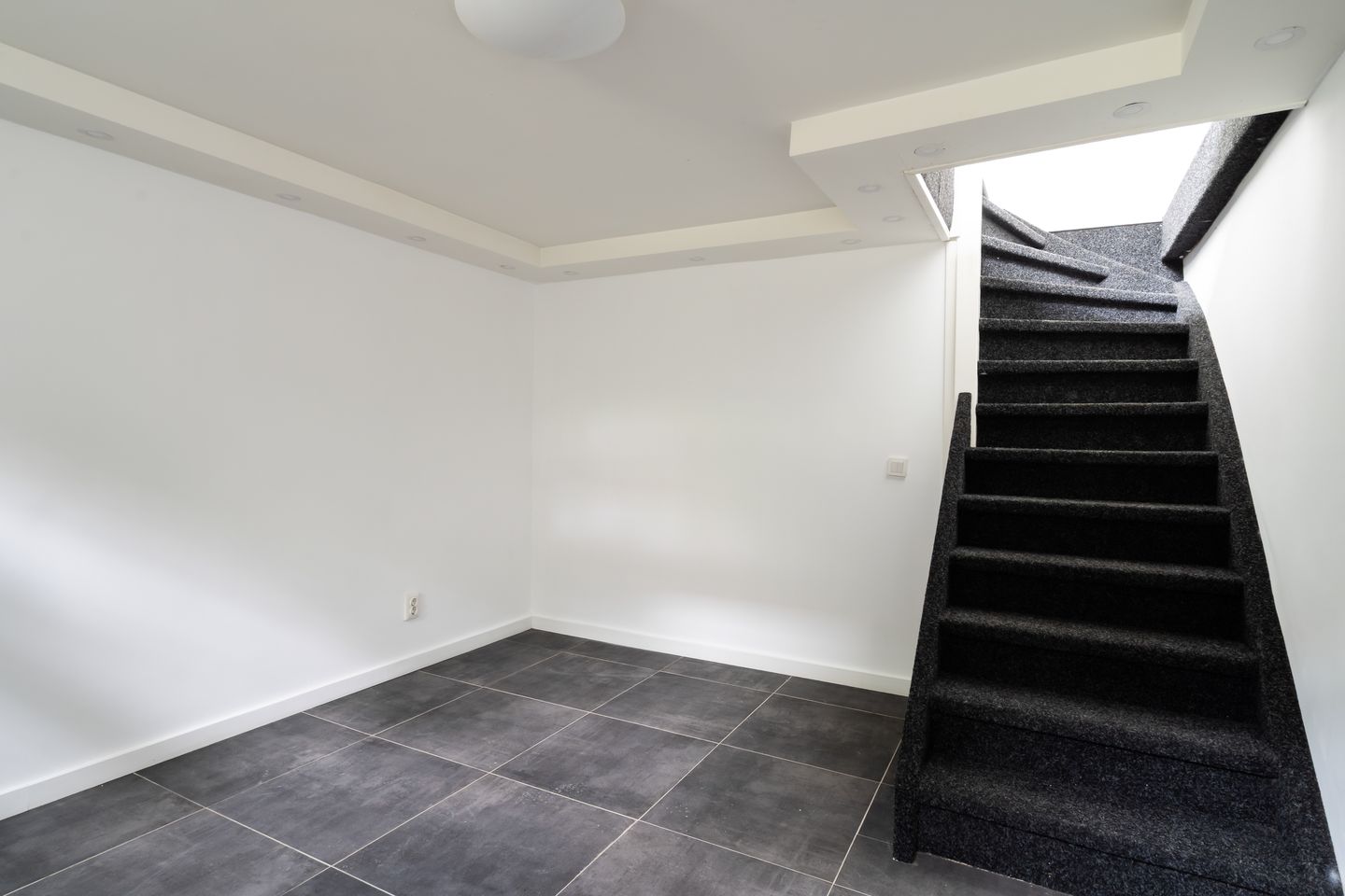 Foto 35 van Madeliefstraat 23-A