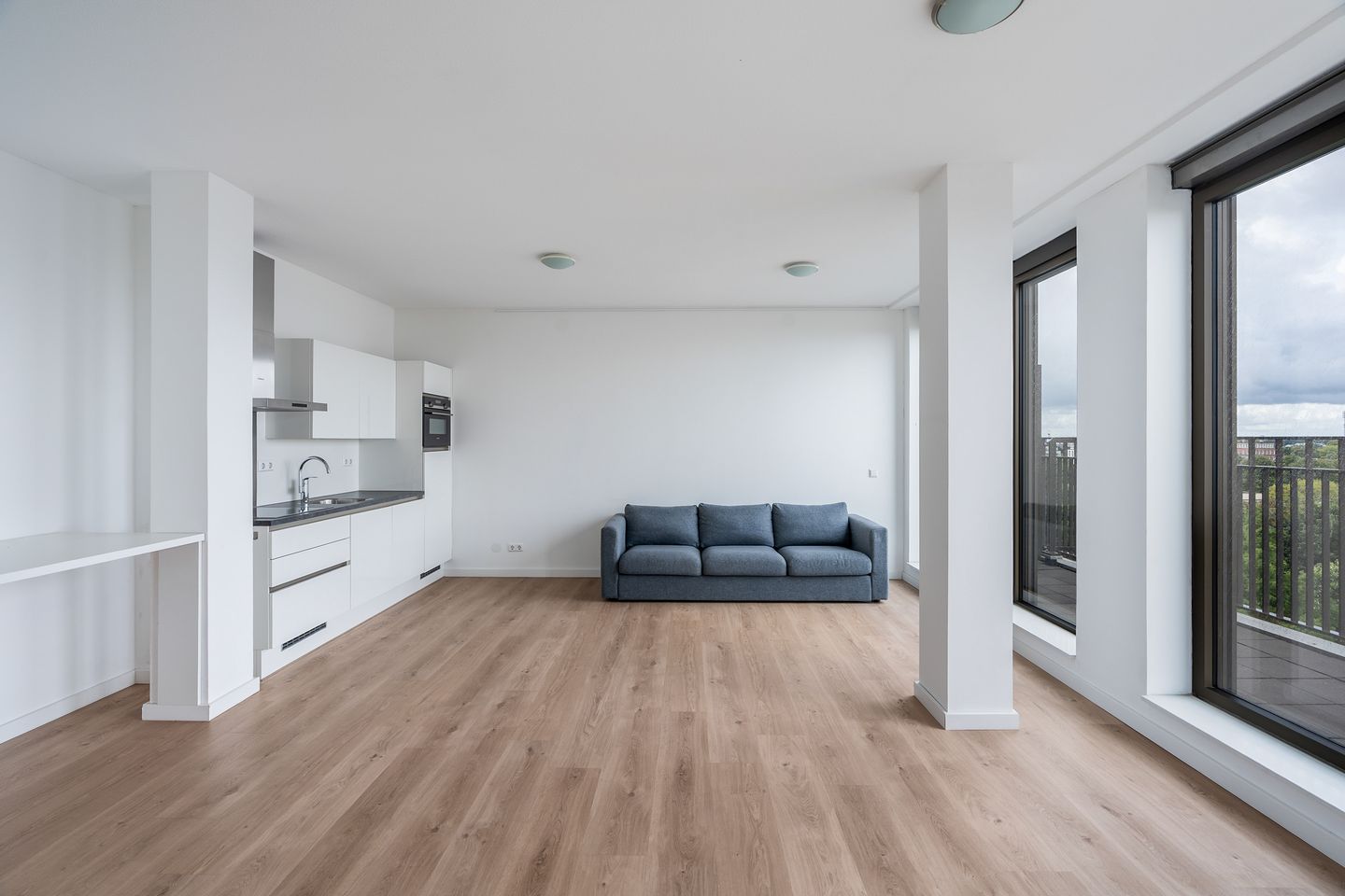 Foto 4 van Van Vollenhovenstraat 3-911