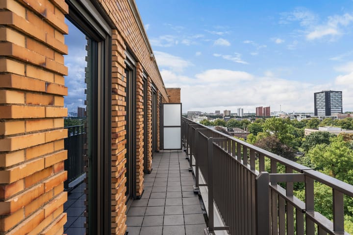 Foto 8 van Van Vollenhovenstraat 3-911