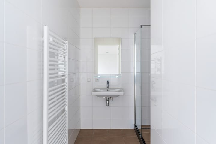 Foto 21 van Van Vollenhovenstraat 3-911