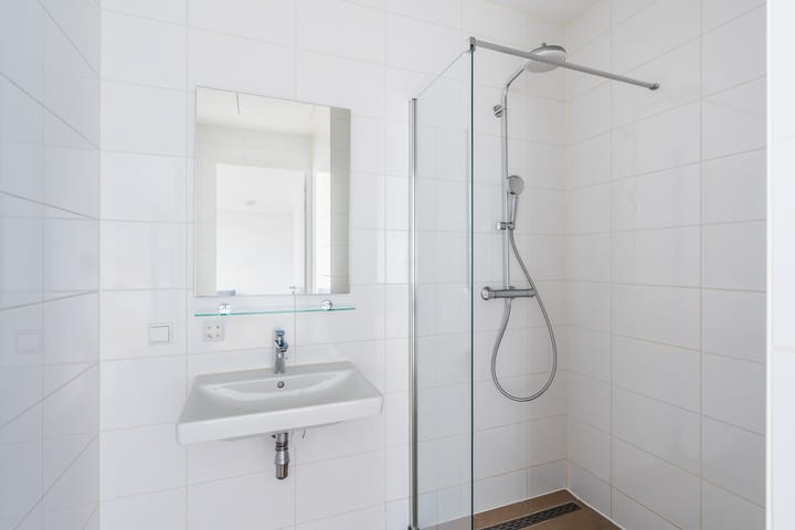 Foto 22 van Van Vollenhovenstraat 3-911