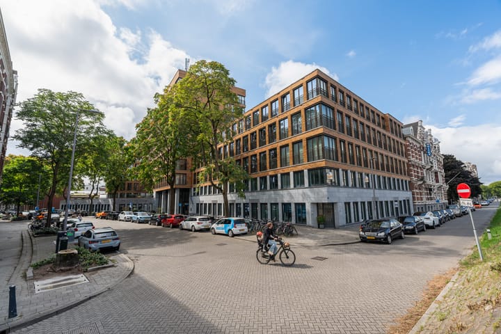 Foto 25 van Van Vollenhovenstraat 3-911