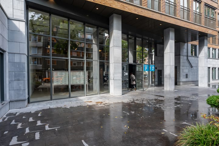 Foto 32 van Van Vollenhovenstraat 3-911