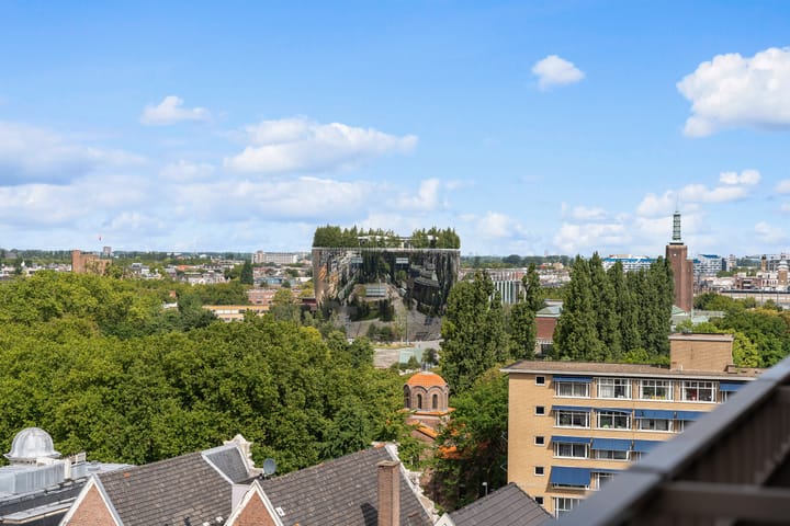 Foto 11 van Van Vollenhovenstraat 3-911