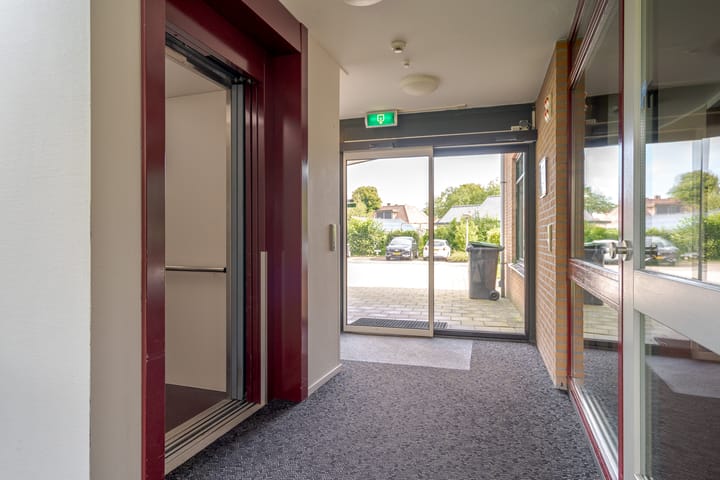 Foto 45 van Bongerd 17