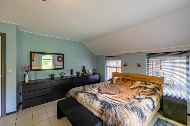 Photo 23 of Hunzeweg 38