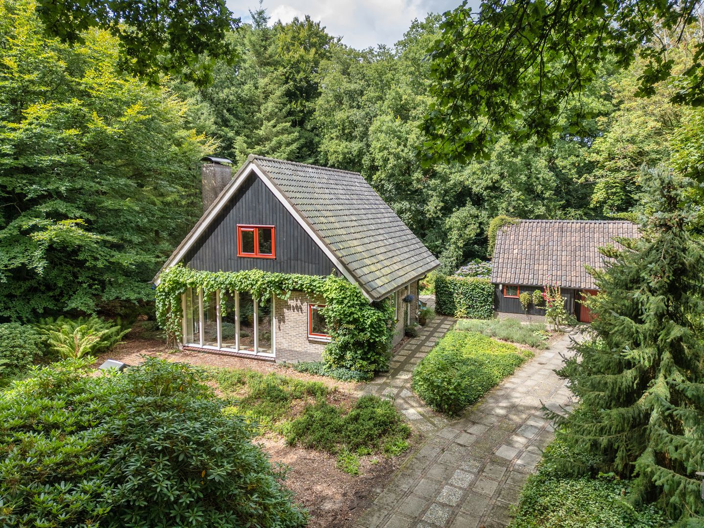 Foto 1 van Enkhuizerlaan 6-A