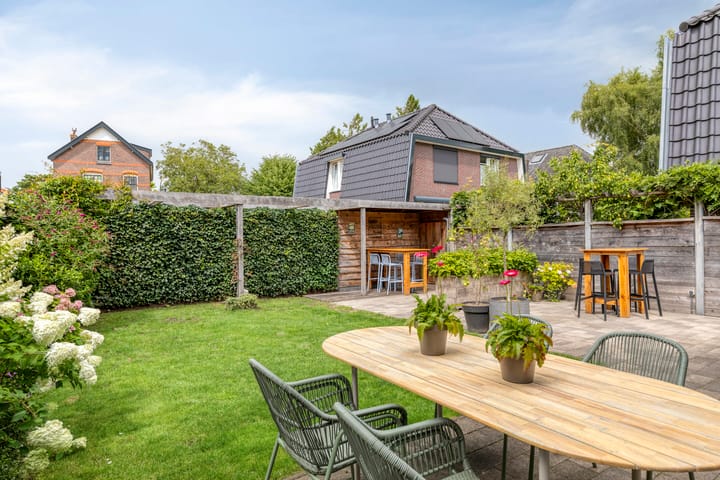 Foto 35 van Eemstraat 13-C