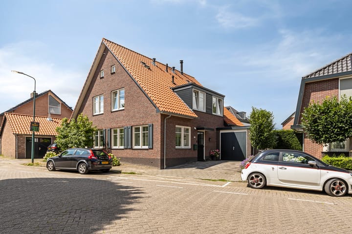 Foto 41 van Eemstraat 13-C