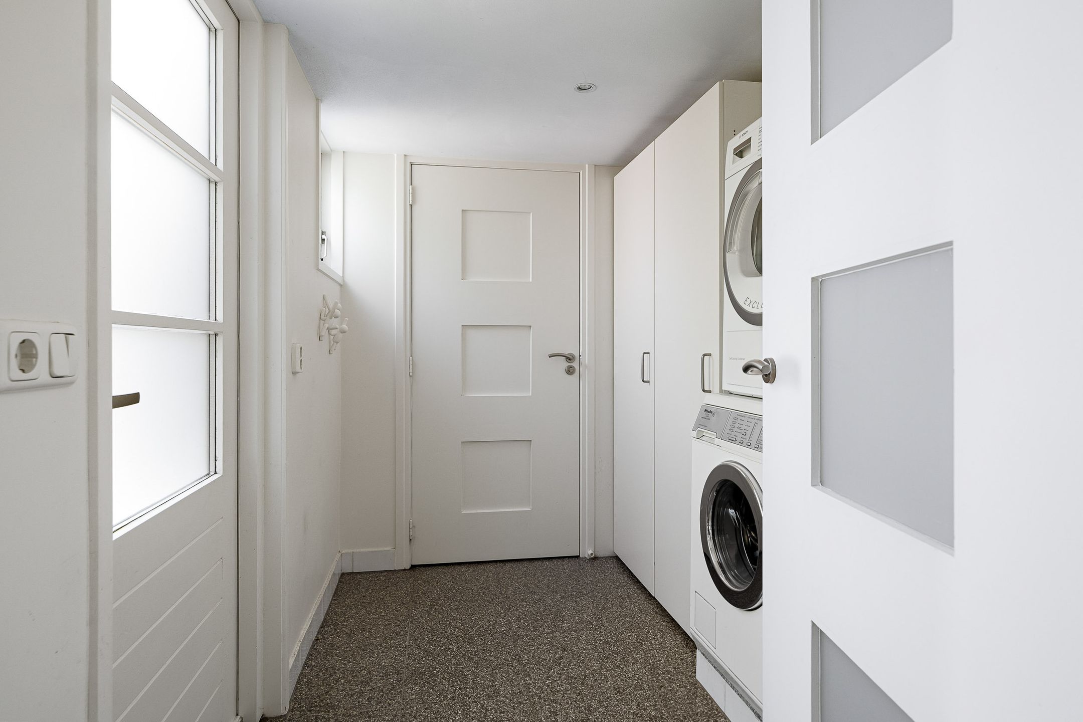 Foto 12 van Mr. P.J. Troelstraweg 120