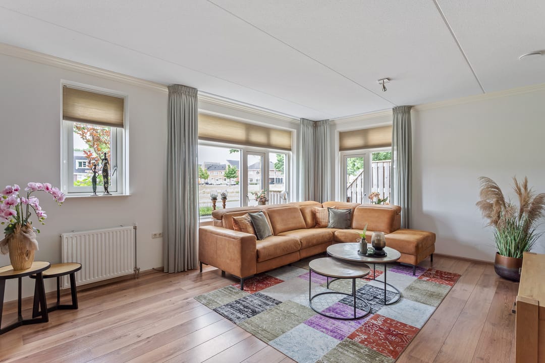 Foto 2 van Veldleeuwerik 33