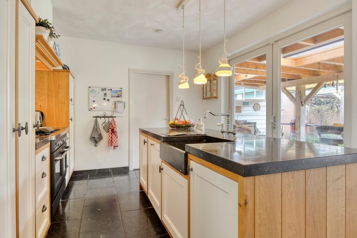 Foto 23 van Fresiastraat 90