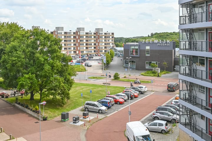 Foto 22 van Zeewijkplein 58