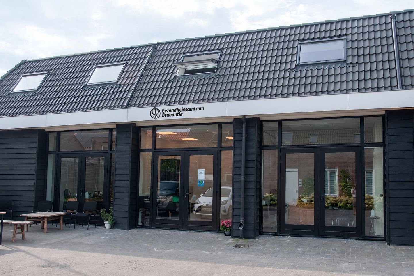 Bekijk foto 1 van Nassaustraat 1-f
