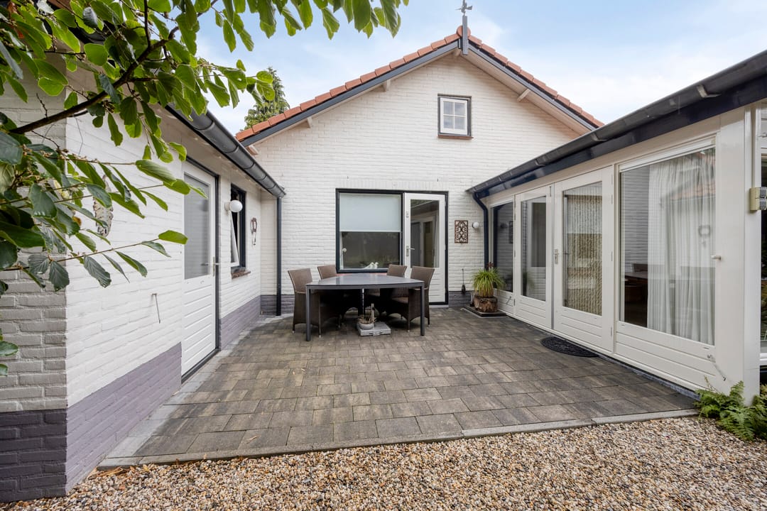 Foto 37 van Poelakkerweg 4