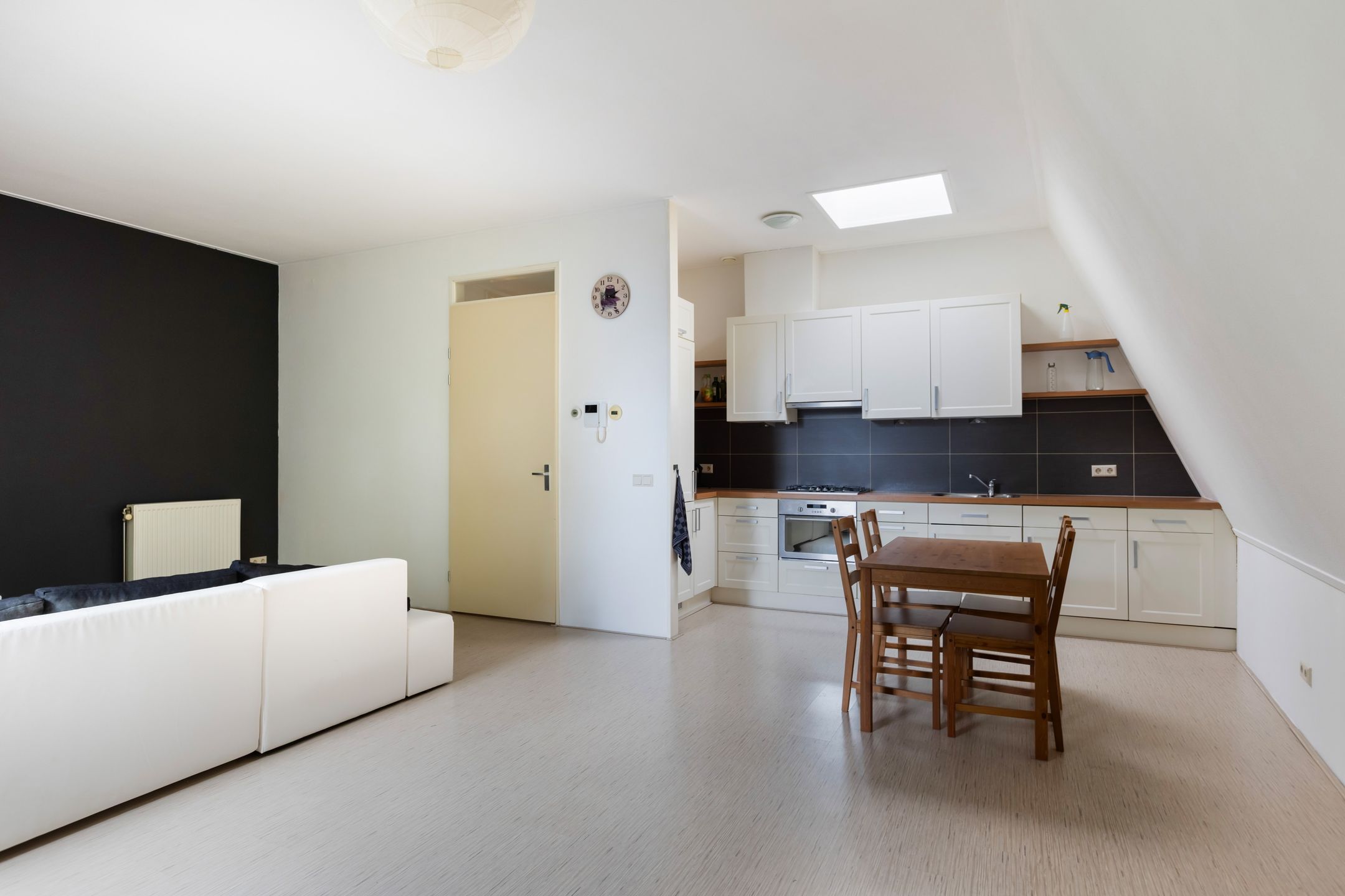 Photo 3 of Dorpsstraat 65-D