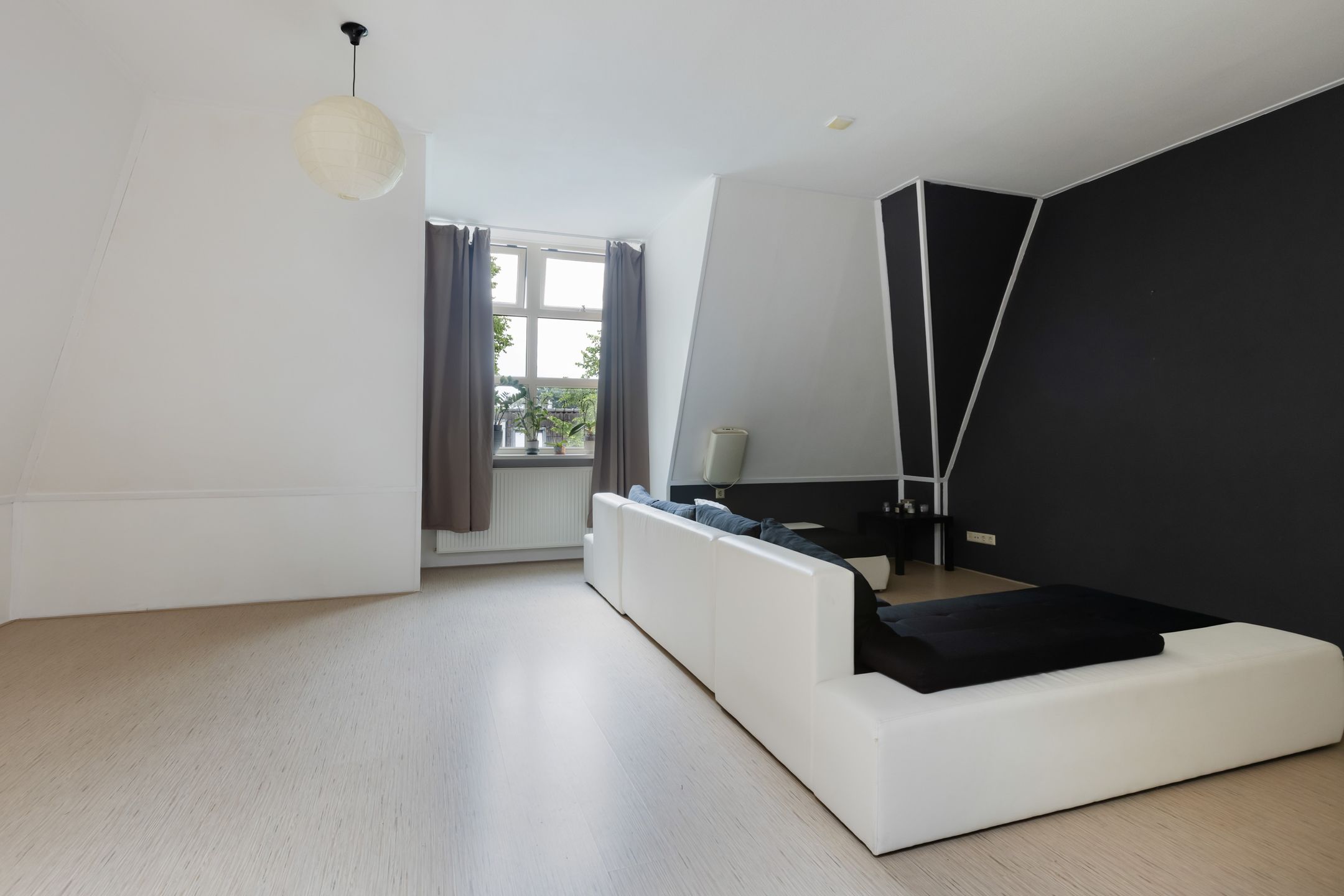 Photo 6 of Dorpsstraat 65-D