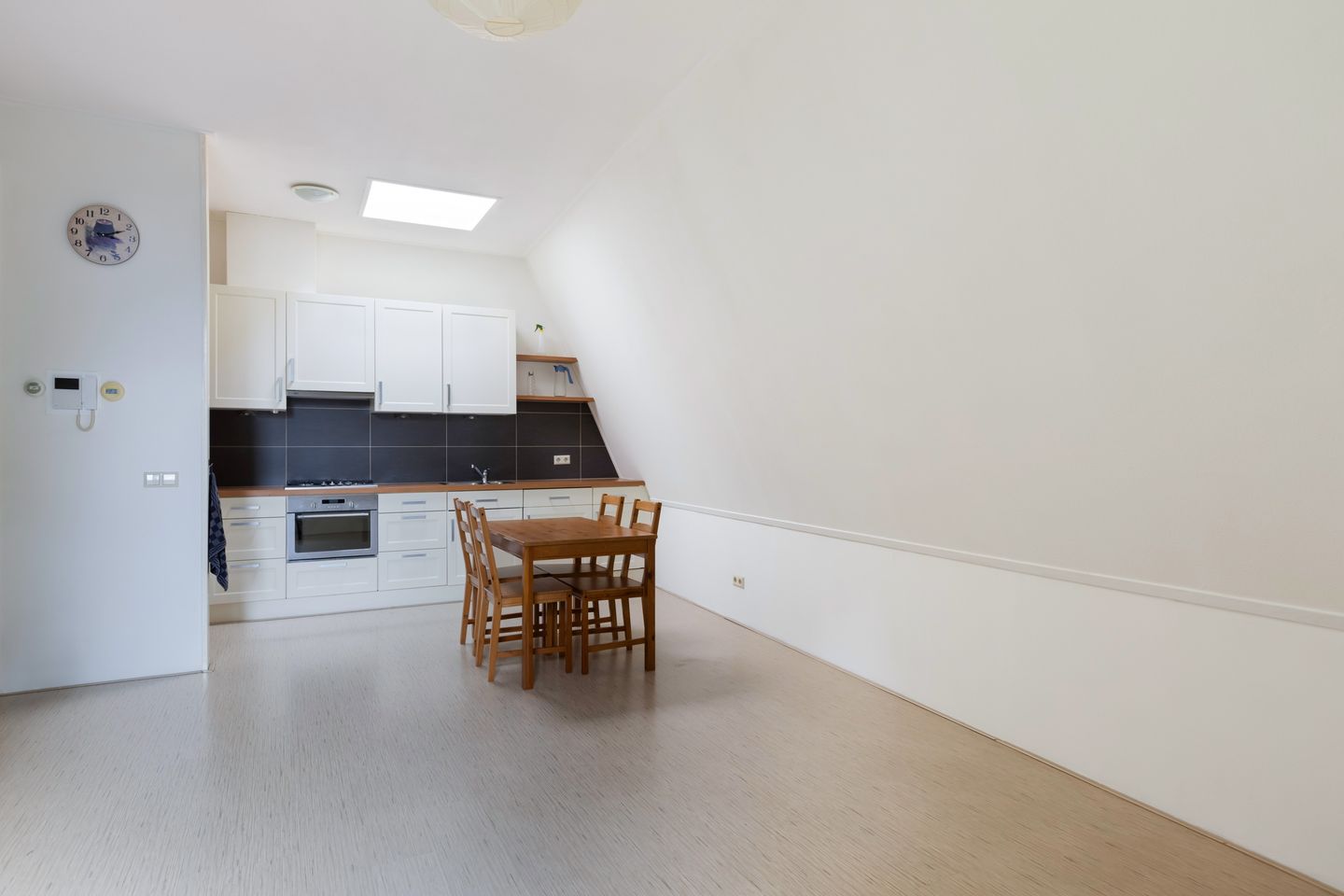 Photo 10 of Dorpsstraat 65-D