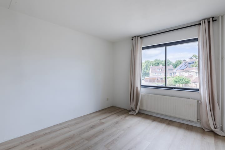 Foto 18 van Röntgenstraat 6