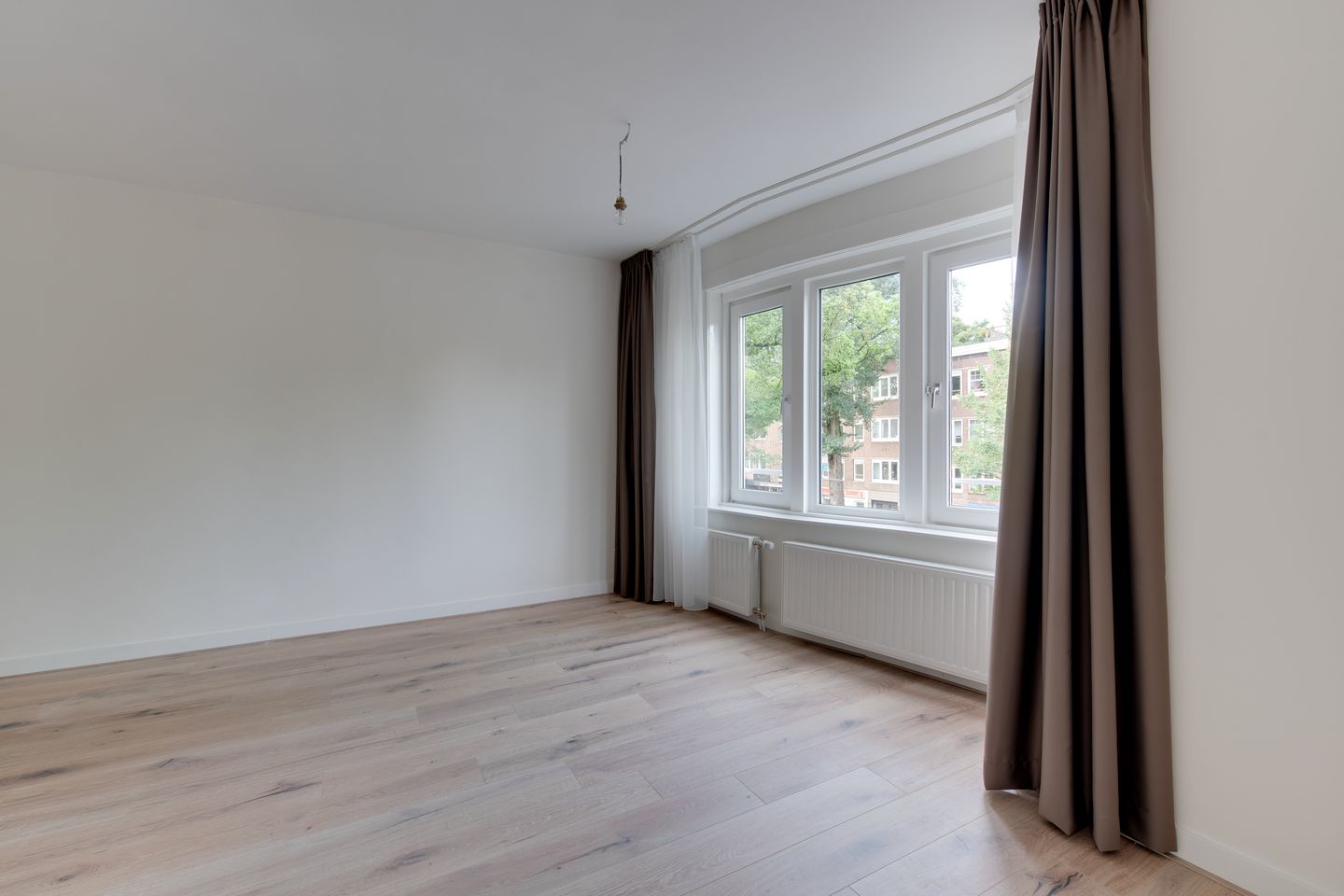 Foto 5 van Van Woustraat 221-2