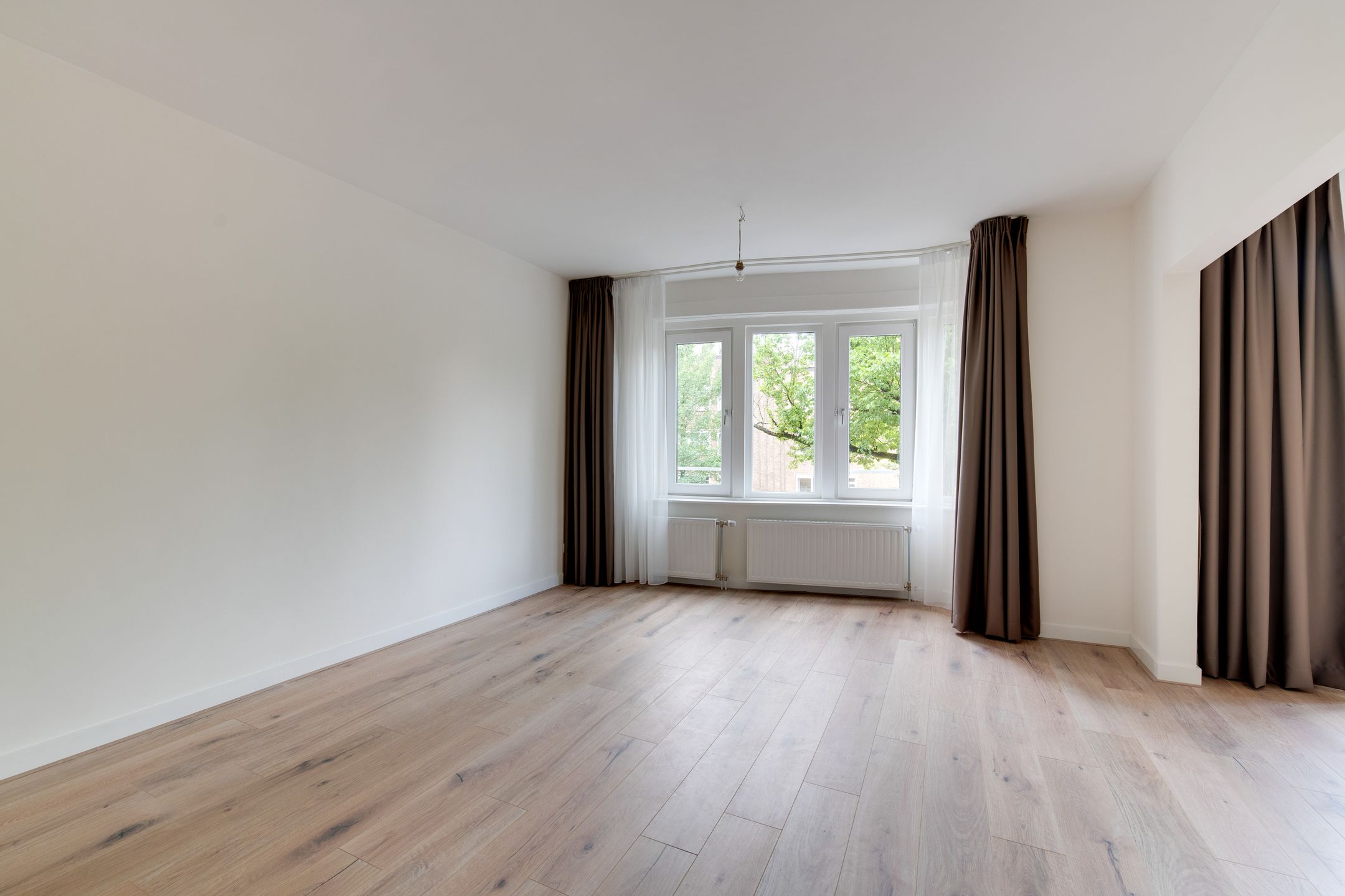 Foto 6 van Van Woustraat 221-2