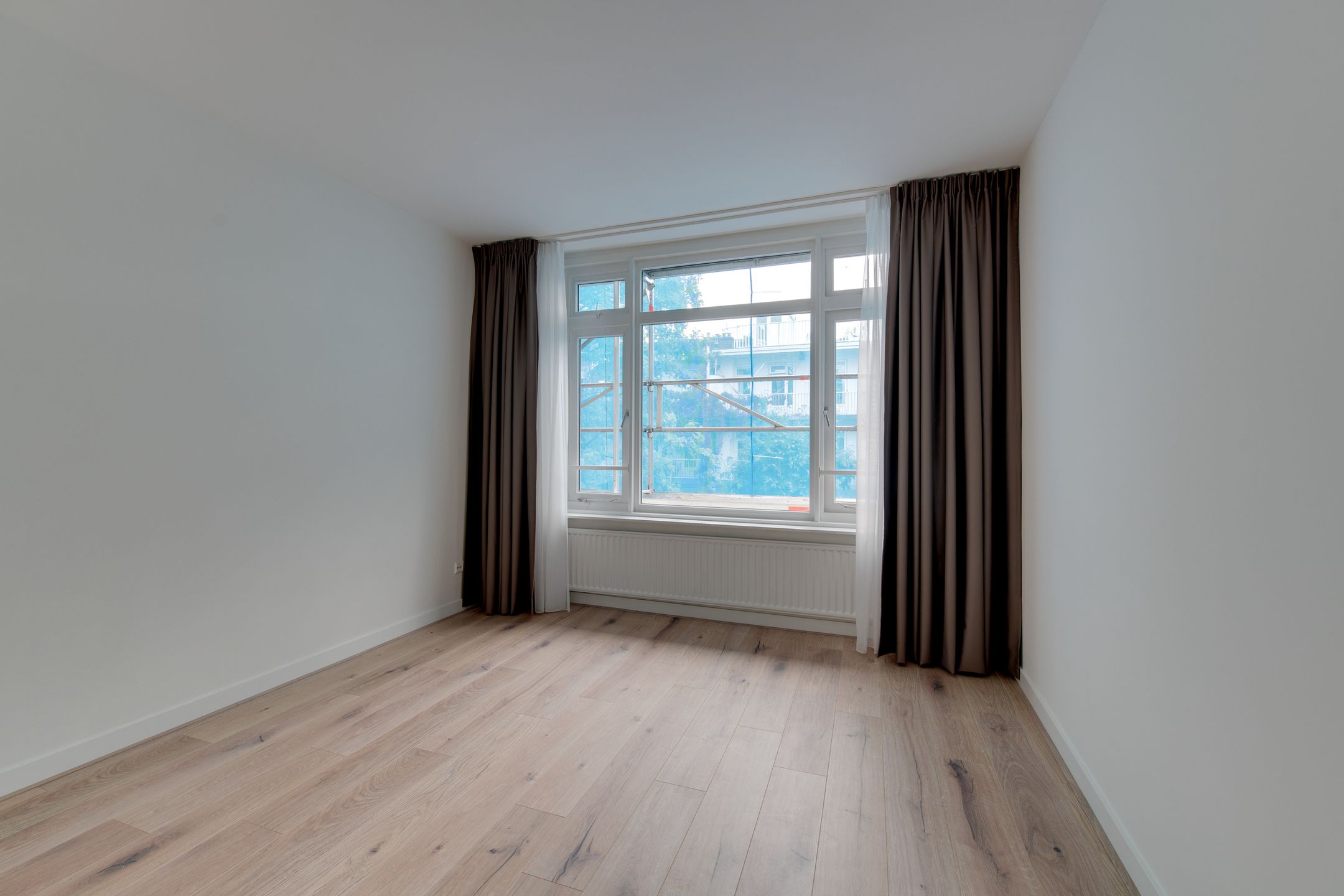 Foto 12 van Van Woustraat 221-2