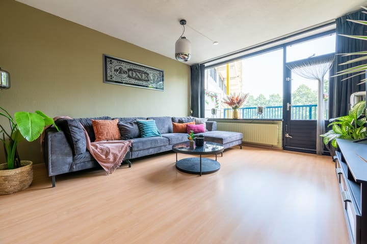 Foto 1 van Dokter van Stratenweg 236