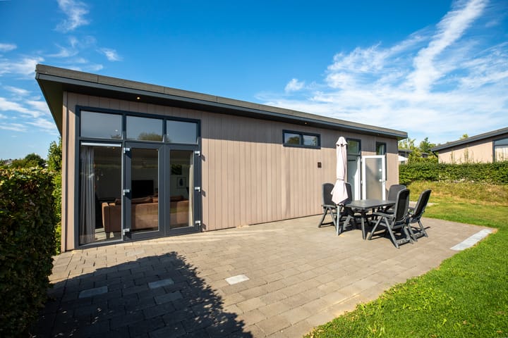 Photo 2 of Valkenburgerweg 128-132