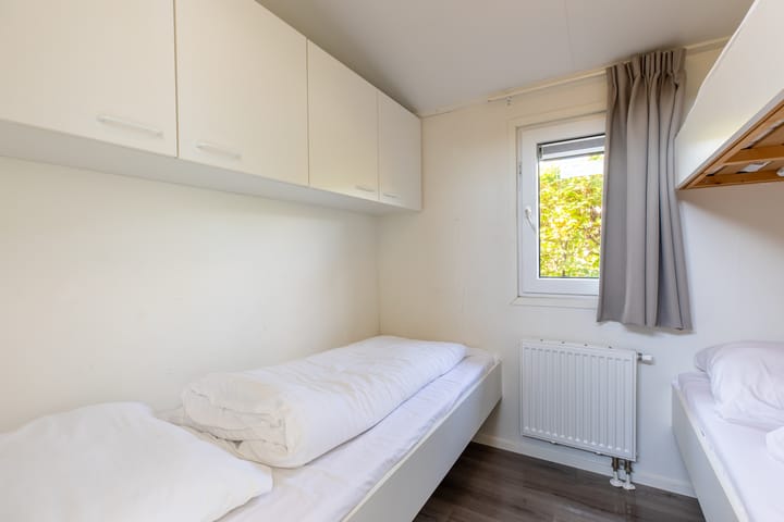 Photo 10 of Valkenburgerweg 128-132