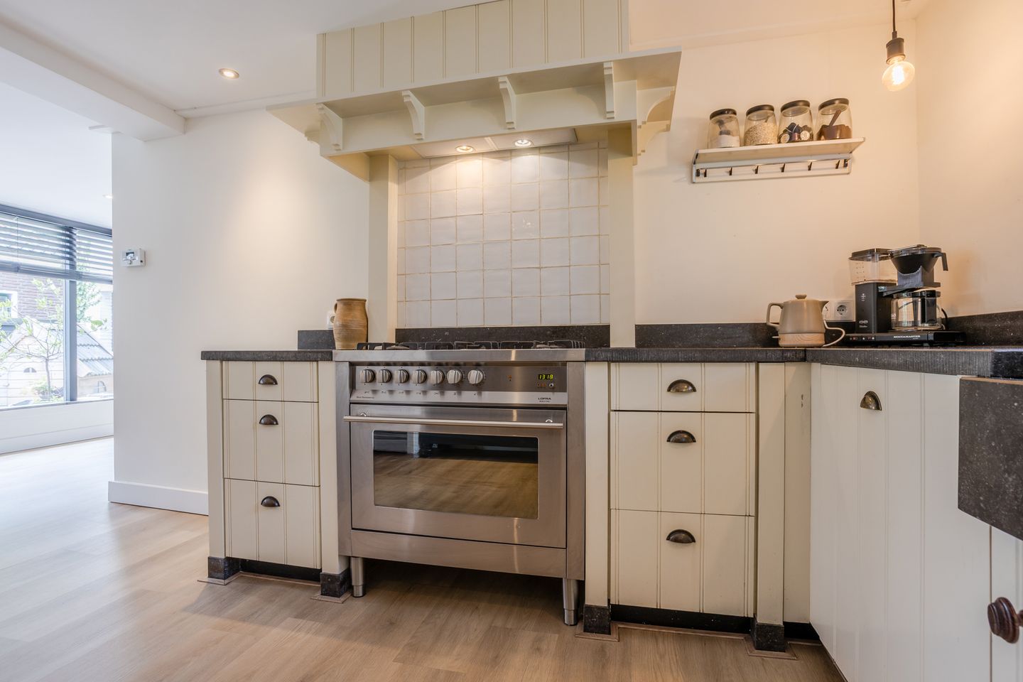 Photo 25 of Burg.Backxlaan 323